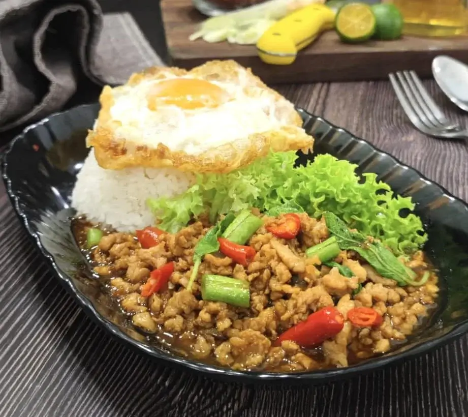 Golden Thai Village Family Sharing Meals Menu